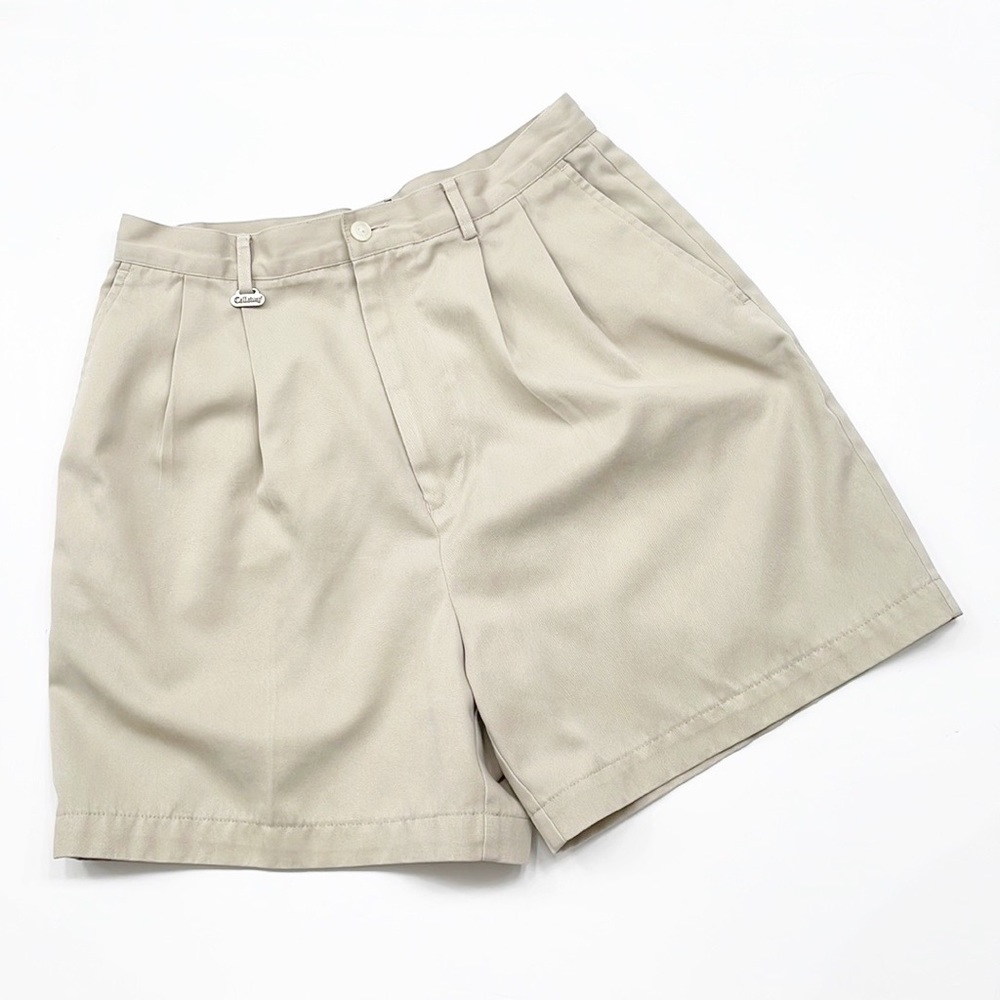 Callaway Golf cream high waisted golf shorts